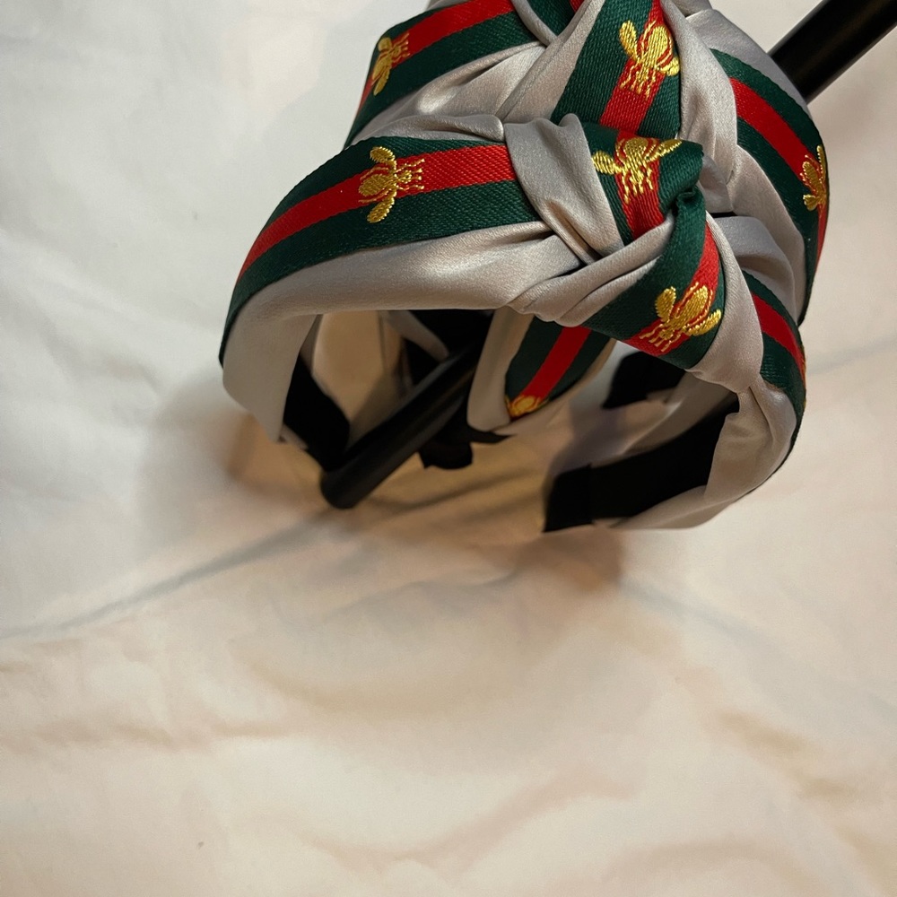 ❌❌SOLD OUT❌❌ Gray Bee Headband- Red/Green Stripes - Picture 3 of 6